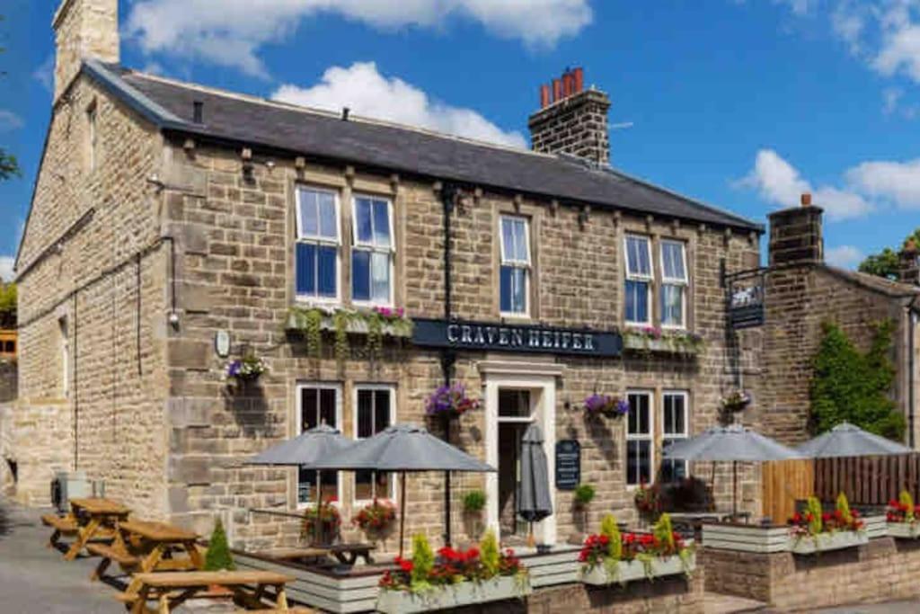 1800 Period Grade 2 Listed Cottage Addingham Exterior foto